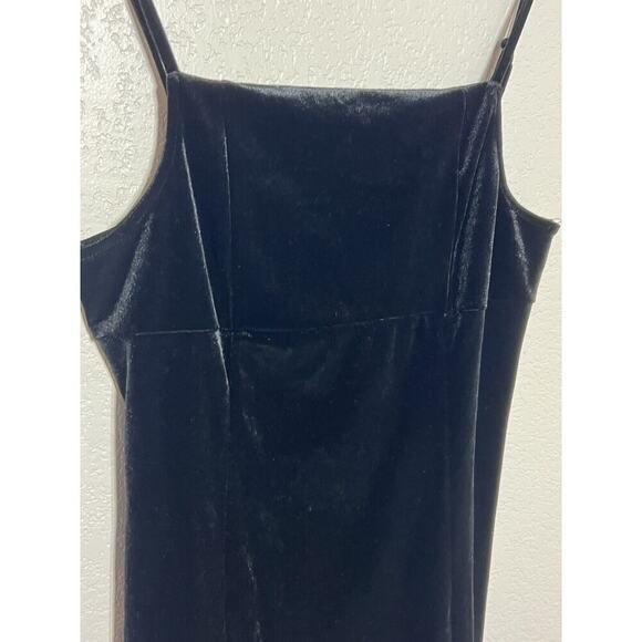 Velour Black Mini Dress Sz L Spaghetti Straps Stretch Shimmer Goth Party New - Picture 4 of 9